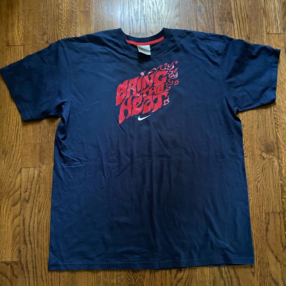 Vintage Nike Short Sleeve T-Shirt Men’s XL Y2K 2005 Navy Blue Bring The Heat Top